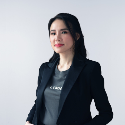 Miss Lalinthip Yiampholphat